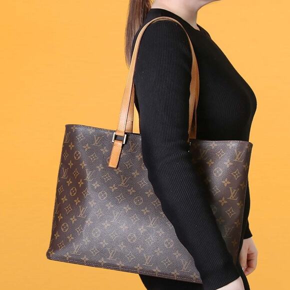 💎✨HOT BUY✨💎AUTHENTIC Louis Vuitton Luco